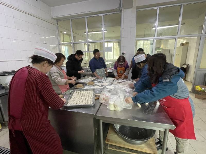 共享冬至,温馨企业家庭——苏州兆展数控打造温情过冬新体验! 共享冬至,温馨企业家庭——苏州兆展数控打造温情过冬新体验!